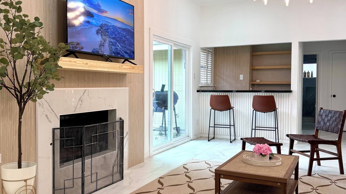 Lewisville House | Lewisville Retreat: Pool, Arcade, Sleeps 10