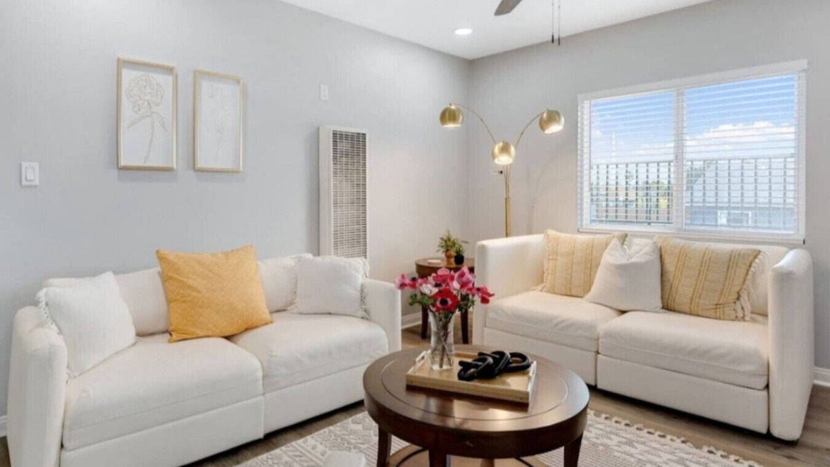 Grant Hill Villa | Leyla/Pool, Spa/Min to Downtown/Freeways/Beaches