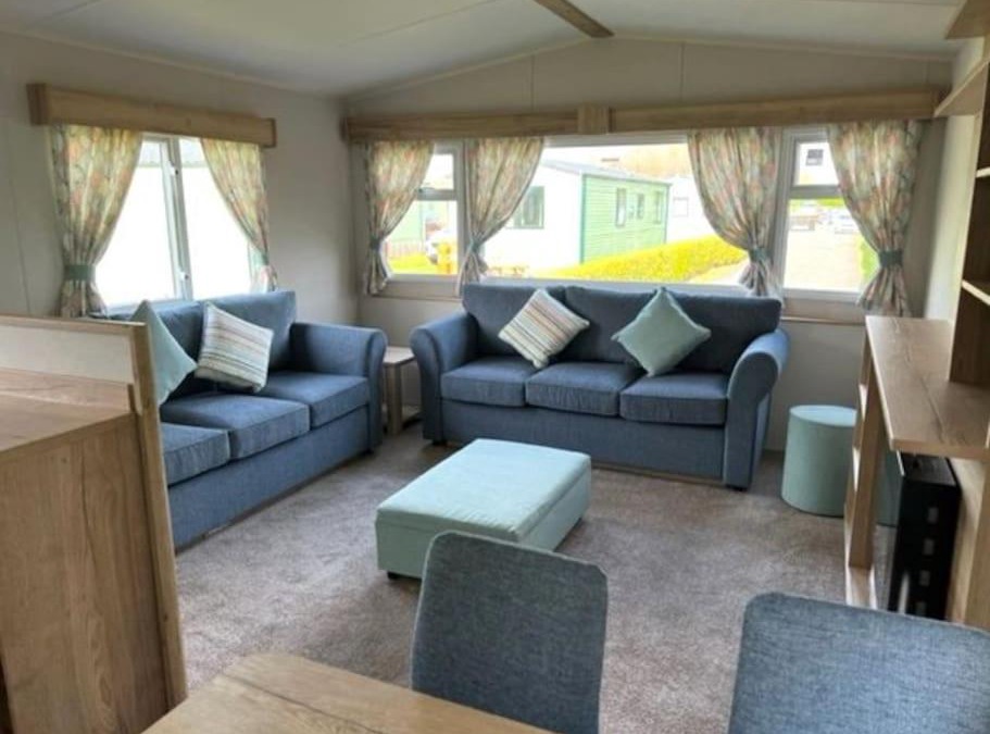 Knaresborough Apartment | Leylandii 2 Bed Holiday Home in picturesque town.