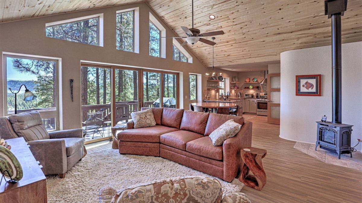 Pagosa Springs House | Li'l Piece of Heaven-Stunning Views-Amenities Galore plus A/C-Unwind in Bliss!