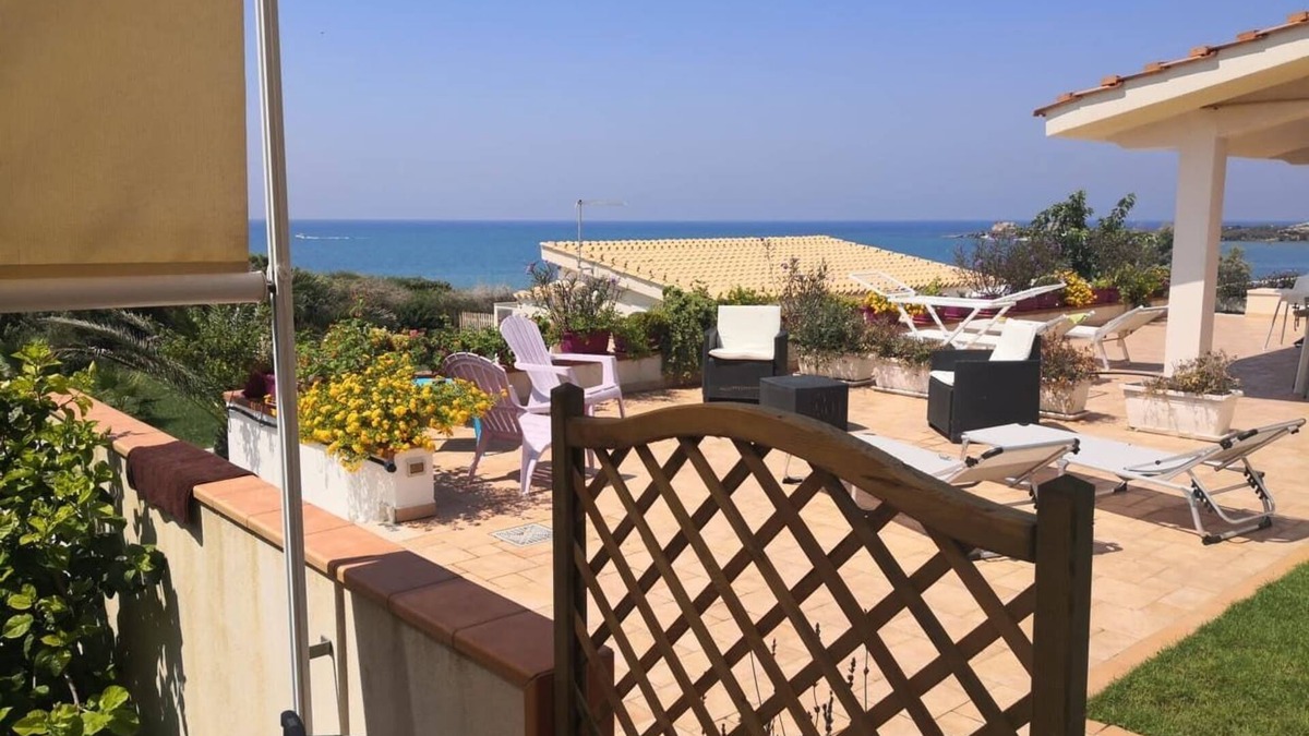 Punta Braccetto Apartment | Libeccio apartment @VILLAIDA HOLIDAYS HOUSE.