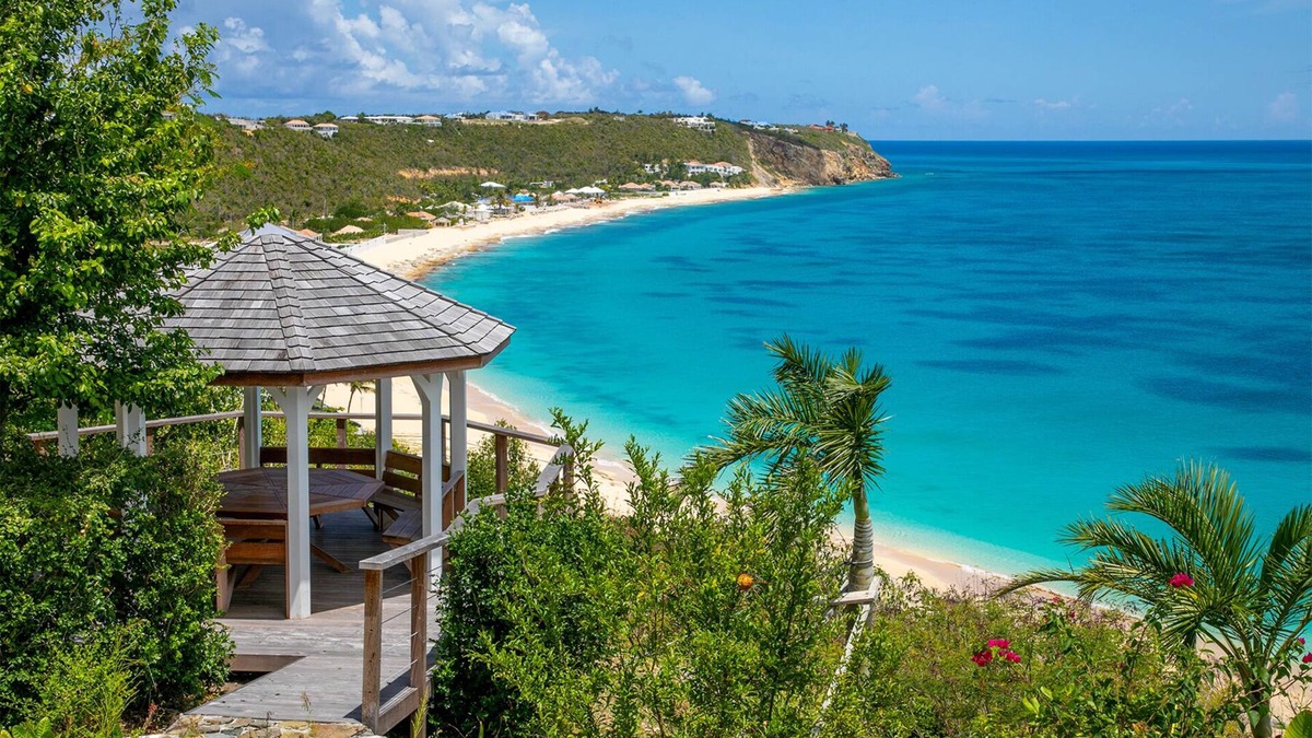 Les Terres Basses Villa | Libellule - Elevated Beachfront Villa