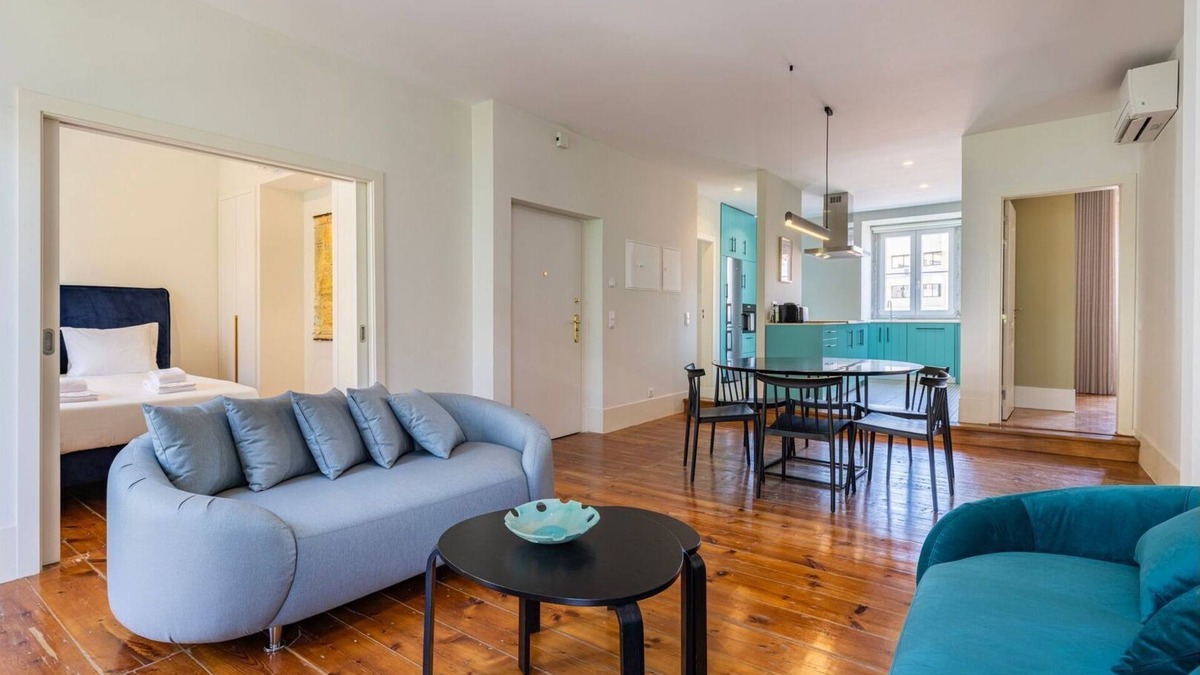 Santo Antonio Apartment | Liberdade Concept 3BDR Apartment by LovelyStay