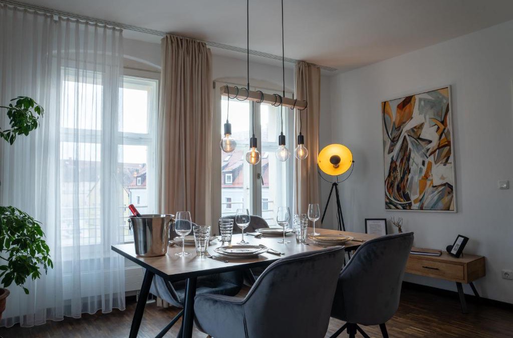 City Centre Regensburg Apartment | Liboria: Stylische Altstadtwohnung
