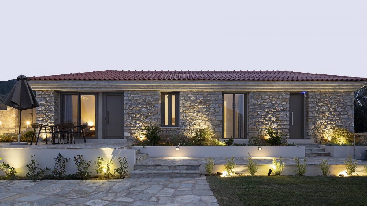 Sourpi House | Lichnos Luxury Studio