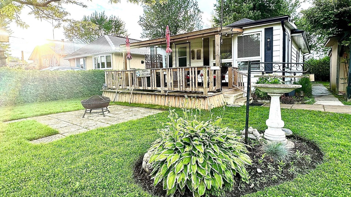Selkirk Cottage | Life at the Cottage on Lake Erie