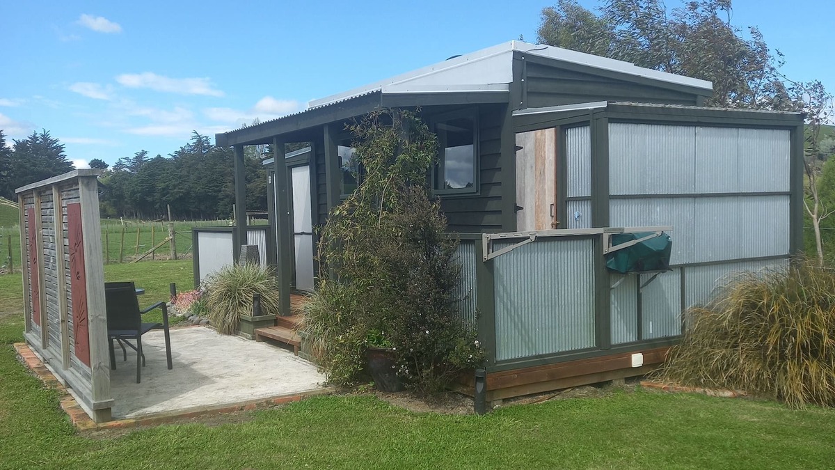 Central Hawke's Bay District Cottage | Lifestyle block cottage