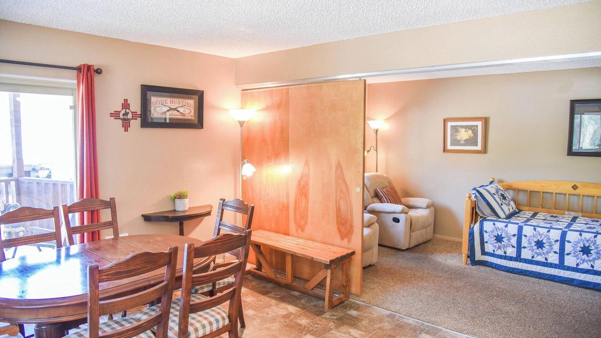 Red River Condo | Lift's West #105 - Cozy Corner at the Lifts