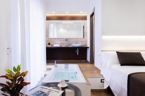 Castellammare Bed & Breakfast | Lighea aqua suites and breakfast
