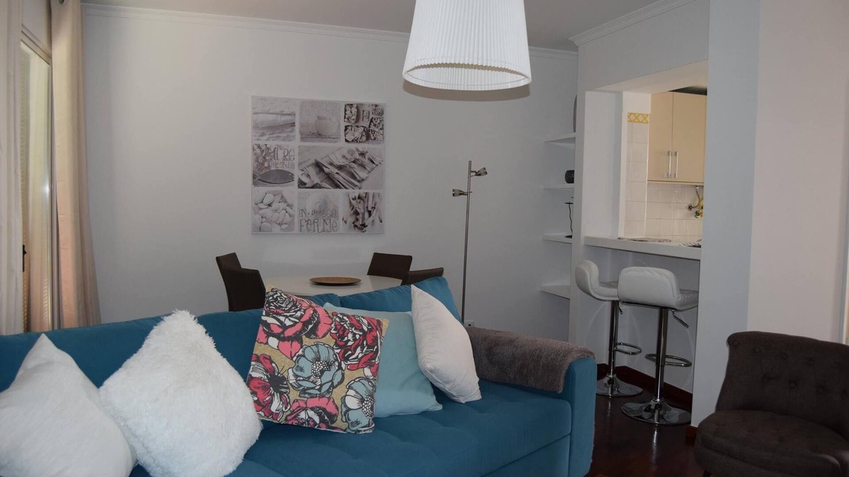 Santa Luzia Apartment | Light, airy flat in the center of Funchal with access to all ammenities on foot.