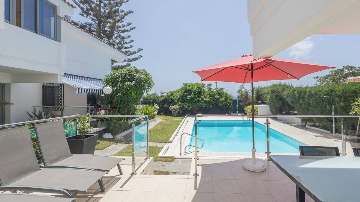 Playa del Ingles Villa | Lightbooking Tarantos Beach Villa Playa Inglés