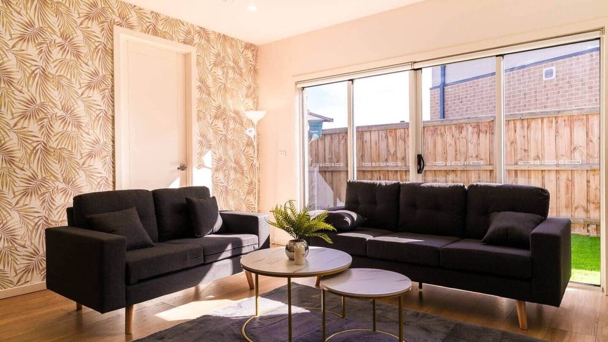 Werribee House | Light-Filled Werribee Escape