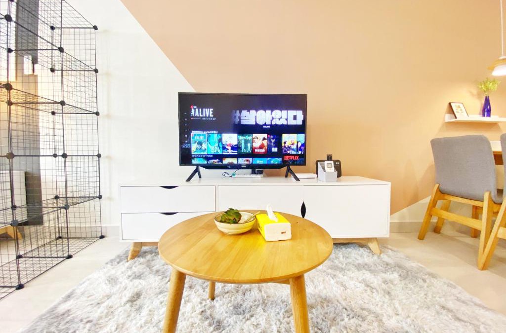 Bandar Sri Permaisuri Apartment | Lily and Loft - Queensville @ Kuala Lumpur - Netflix