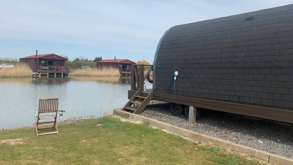 Boston Apartment | Lily pad glamping pod basic hut