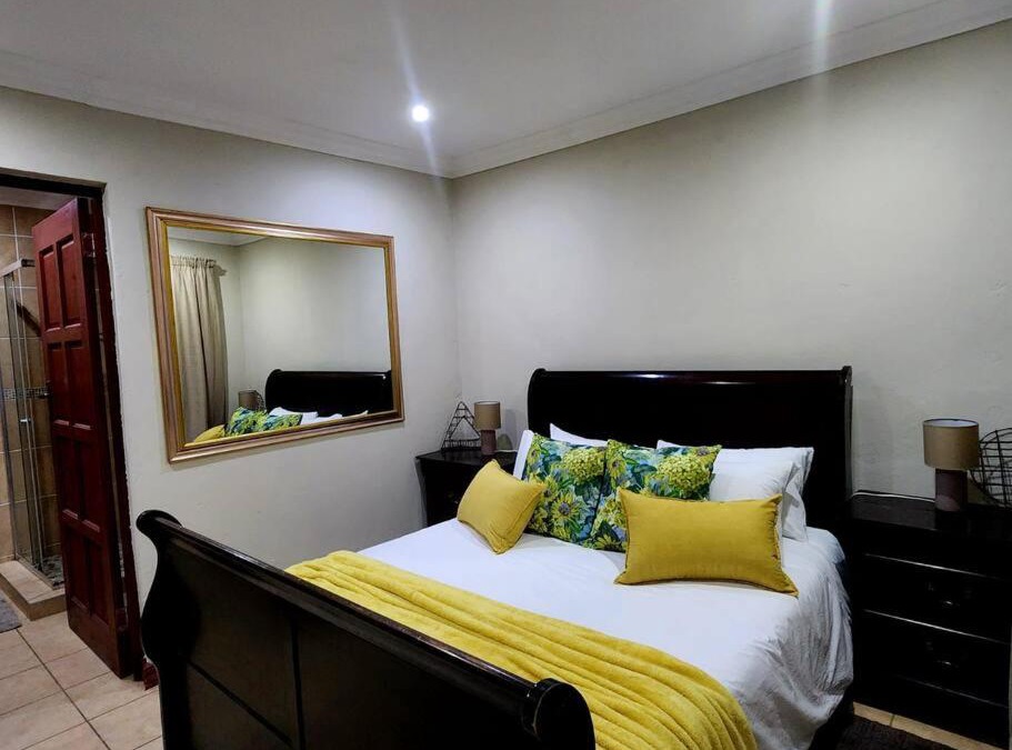 Die Wilgers Villa | Lily Rest Garden Cottage