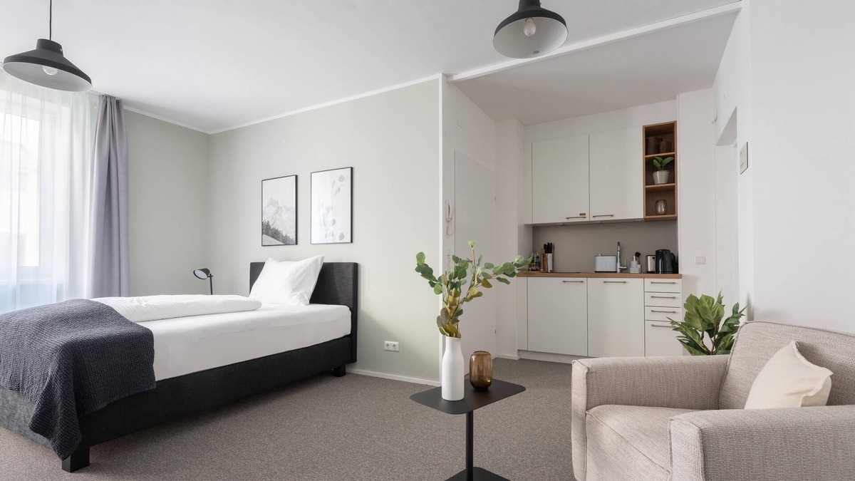 Innere Stadt Apartment | limehome Linz Friedrichstr | Single Suite L
