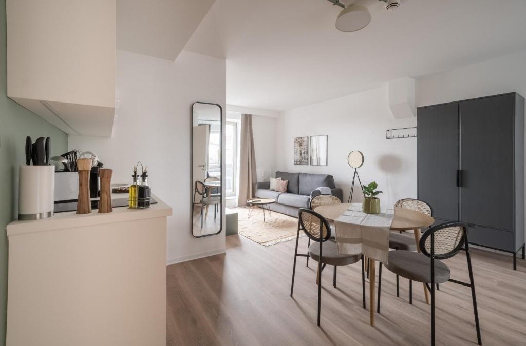 Hauptbahnhof Apartment | Limehome Saarbrücken Berliner Promenade