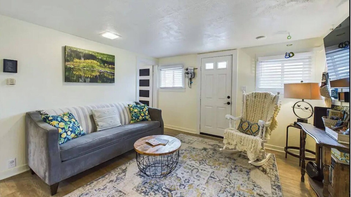 Arcata House | Limoncello House Arcata-Stylish and Central