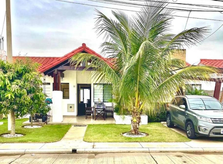 Santa Cruz House | LINDA CASA EN CONDOMINIO PRIVADO