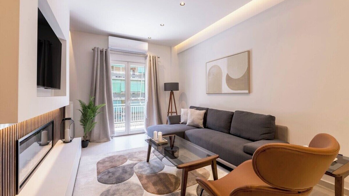 Ampelokipoi Apartment | Linea 2BR Apartment in Ampelokipoi