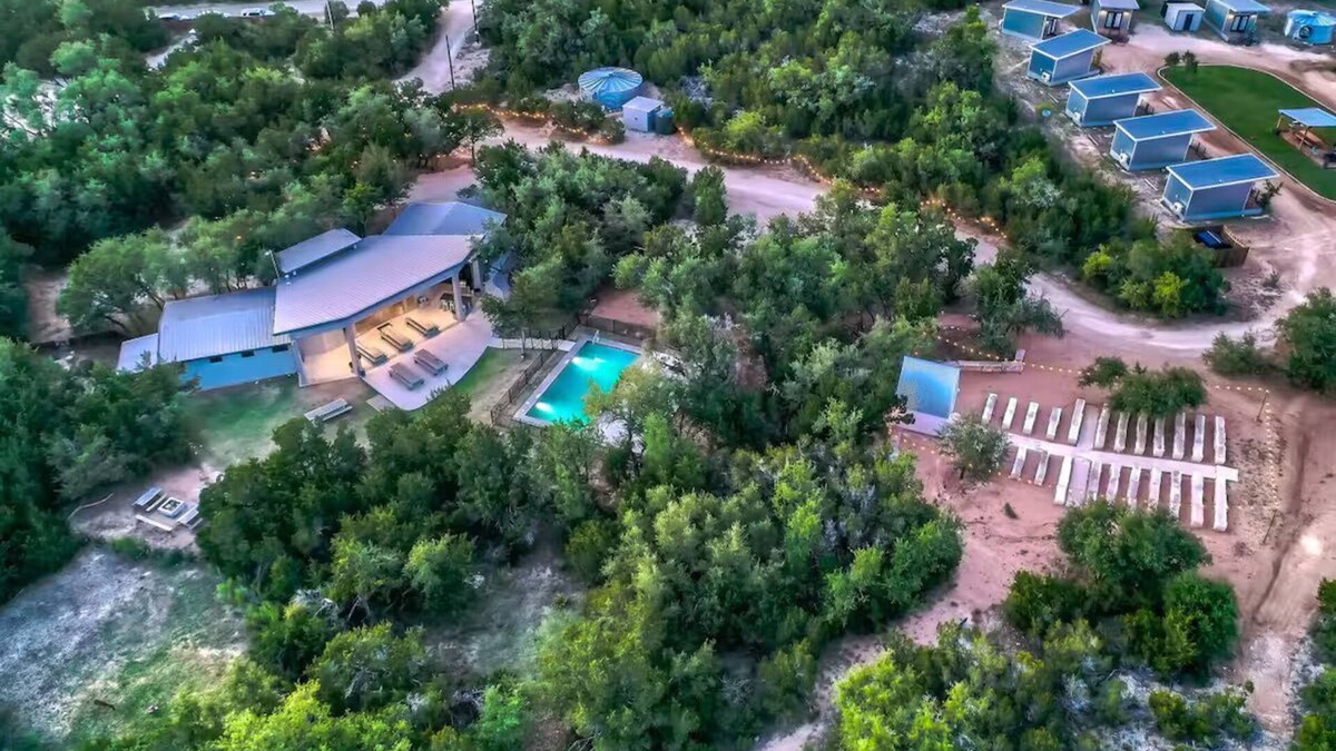 Dripping Springs Hotel | Liney Moon: Hill Country Retreat with Pool, Hiking Trail, Volleyball, Sleeps 60