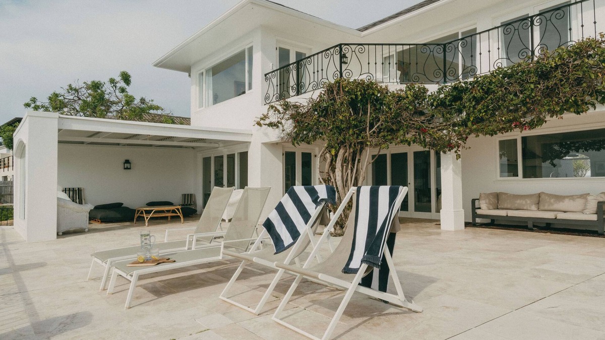 Simon's Town Villa | Links Crescent: Contemporary Coastal Sanctuary