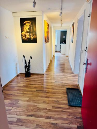 Vohburg an der Donau Apartment | Lion Flat 2 Zimmer Wohnung in Vohburg mit Büro