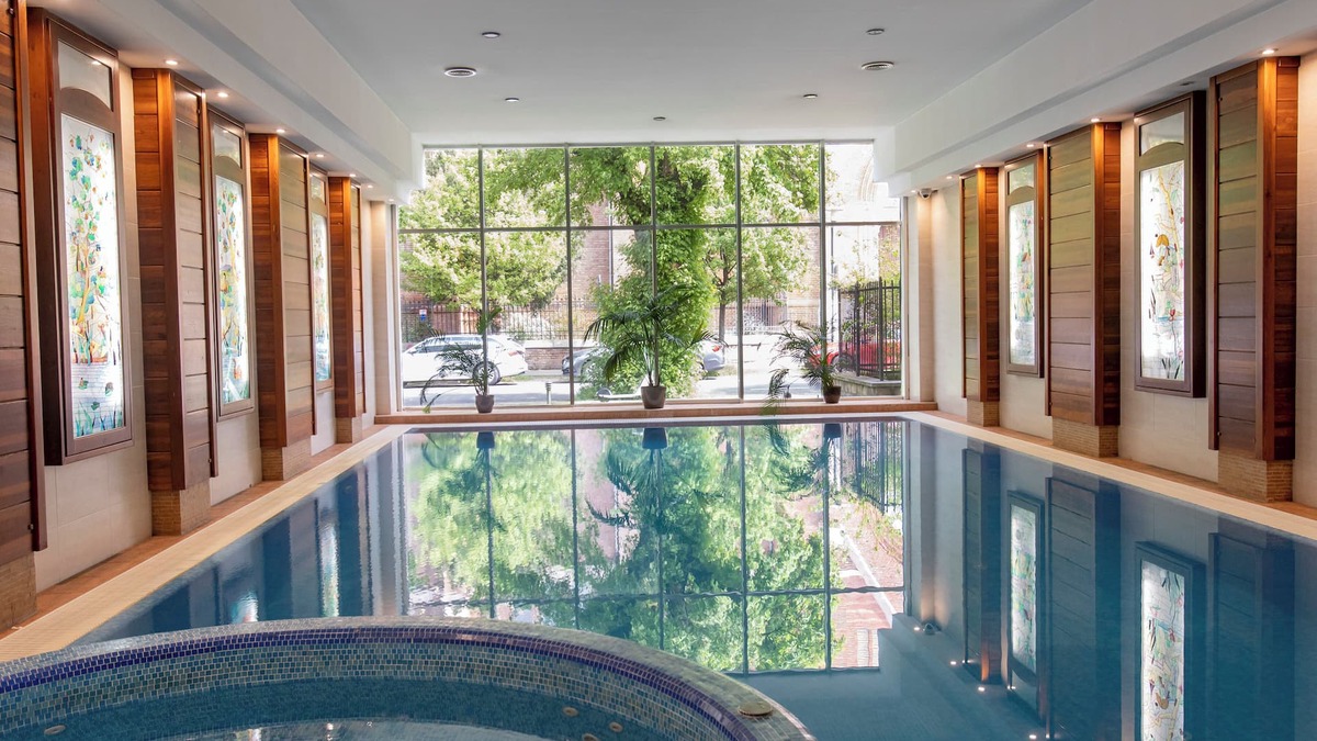 Istvanmezo Hotel | Lions Garden Hotel