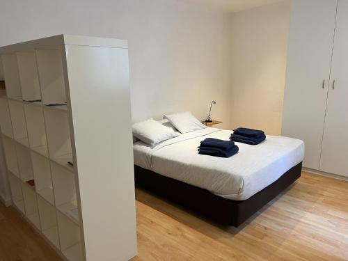 Santo Estevao Apartment | Lisbon Life Alfama III