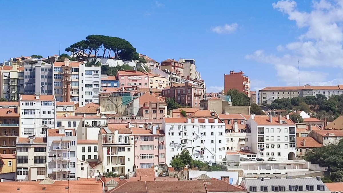 Pena Apartment | Lisbon Skyline Apartment by Misha s Place 5E