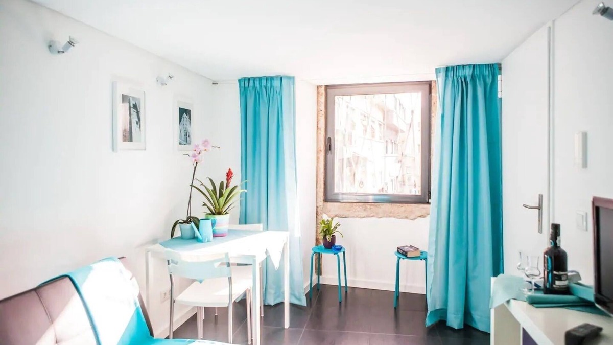 Pena Apartment | Lisbon Windmill Apartments (Blue)nGround floor apartment near the city center