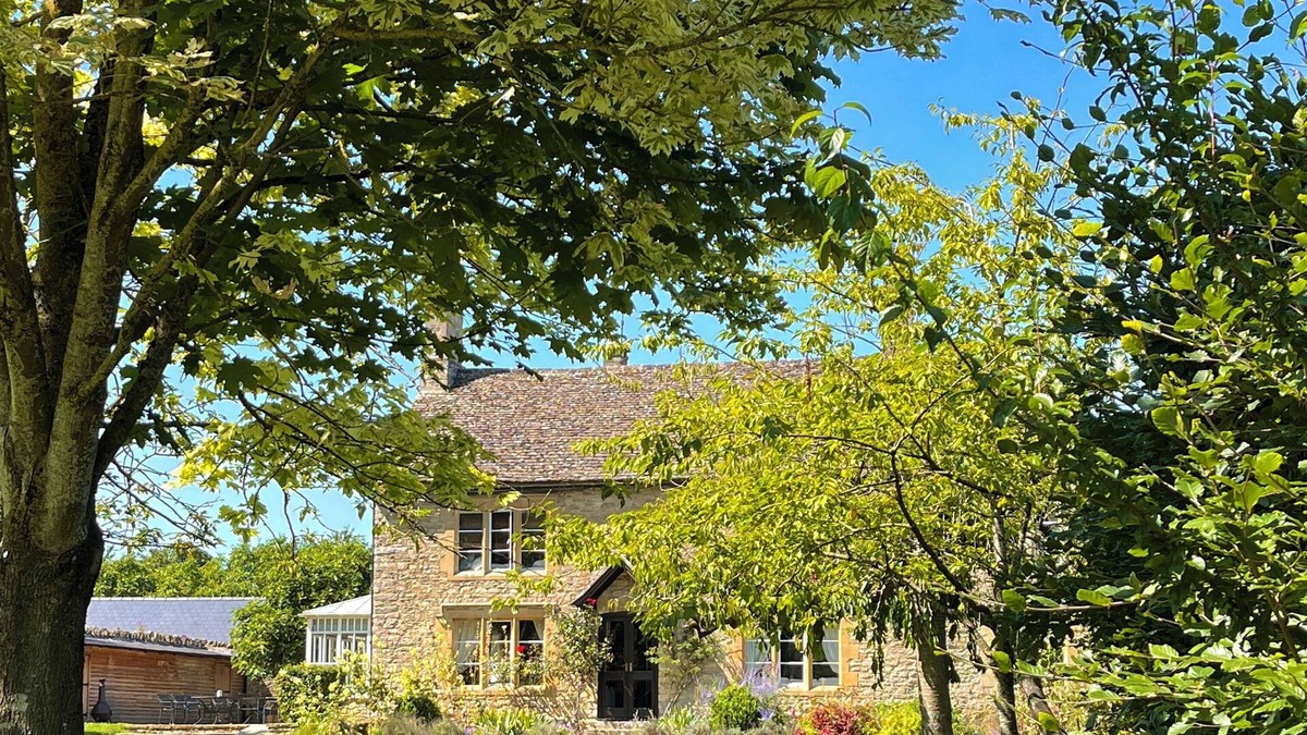 South Leigh Other | Listed Farmhouse on the edge of the Cotswolds