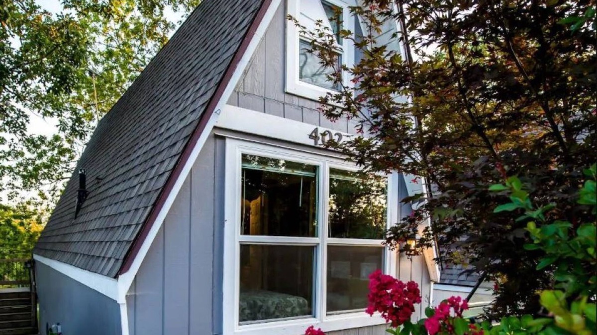 Lampe Cabin | Little Aframe w/Exclusive Fire pit, Pet Friendly, Dogwood Canyon-15 min