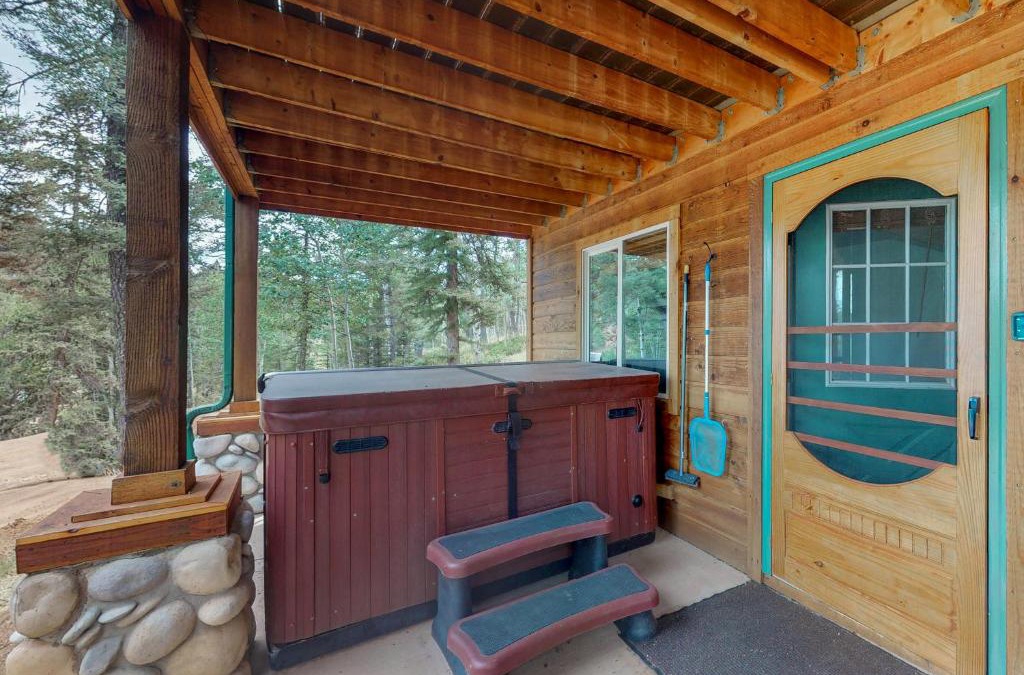 Florissant House | Little Bear Retreat