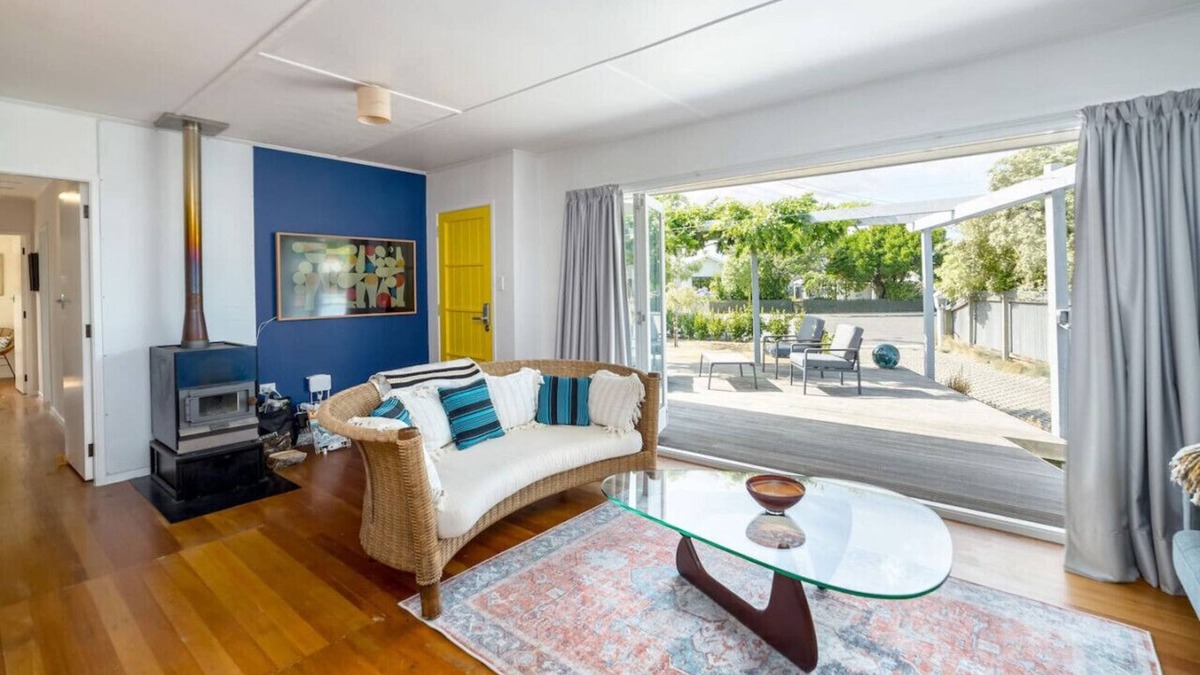 Martinborough House | Little Blue Bach, Martinborough