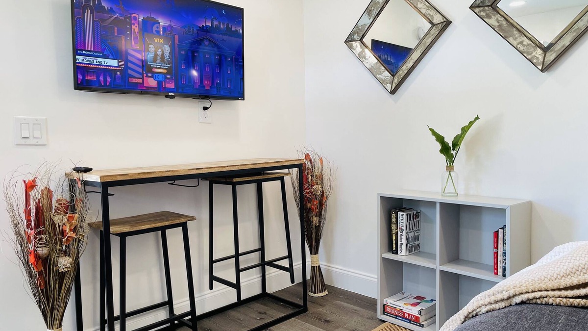 Lake City Cottage | Little Blue is Brand New Cottage a few miles away from Springs and cave diving