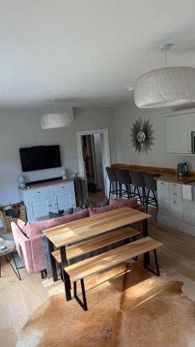Twyford Apartment | Little Corners