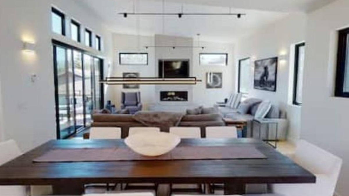 Big Sky House | Little Coyote Retreat