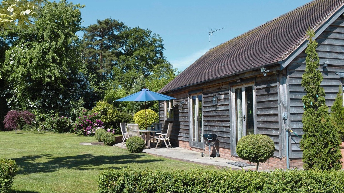 Little Hereford Cottage | Little Gable has been lovingly restored to meet all your holiday needs.