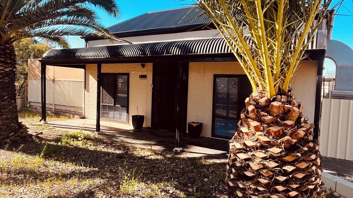 Broken Hill House | Little Gem on Williams| 3 bedroom, Wi-Fi, Pet Friendly, Perfect Location
