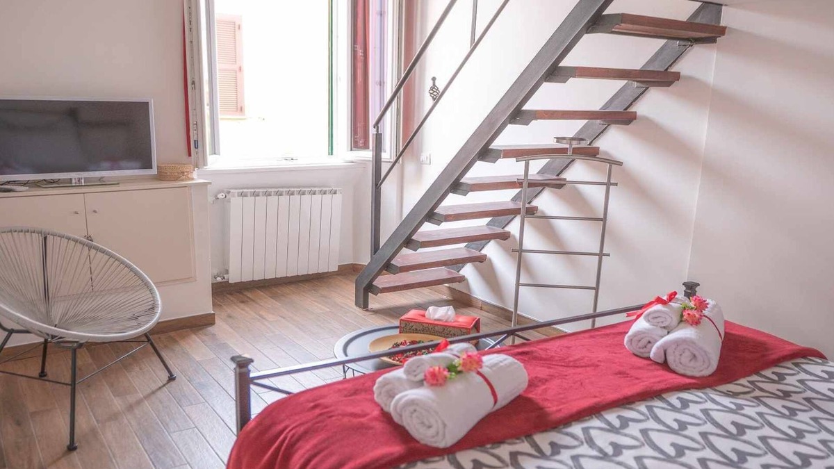 Nettuno Apartment | Little House in the center