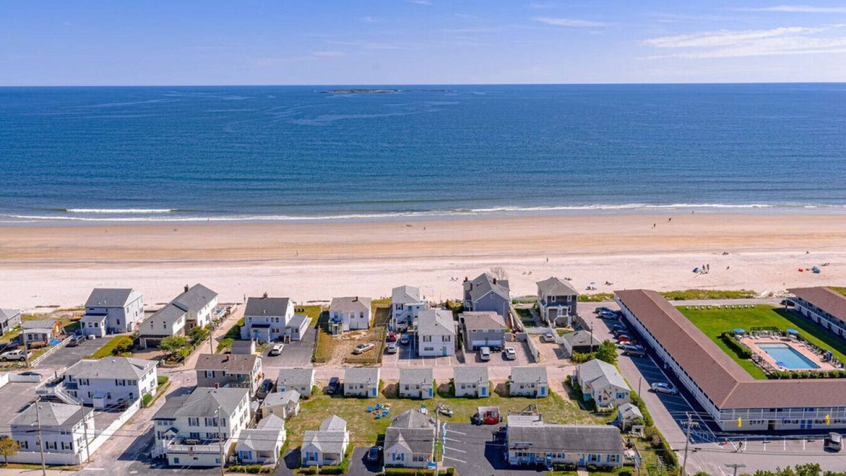 Old Orchard Beach Apartment | Little Miss Cottages - Two Bedroom Cottage - 10