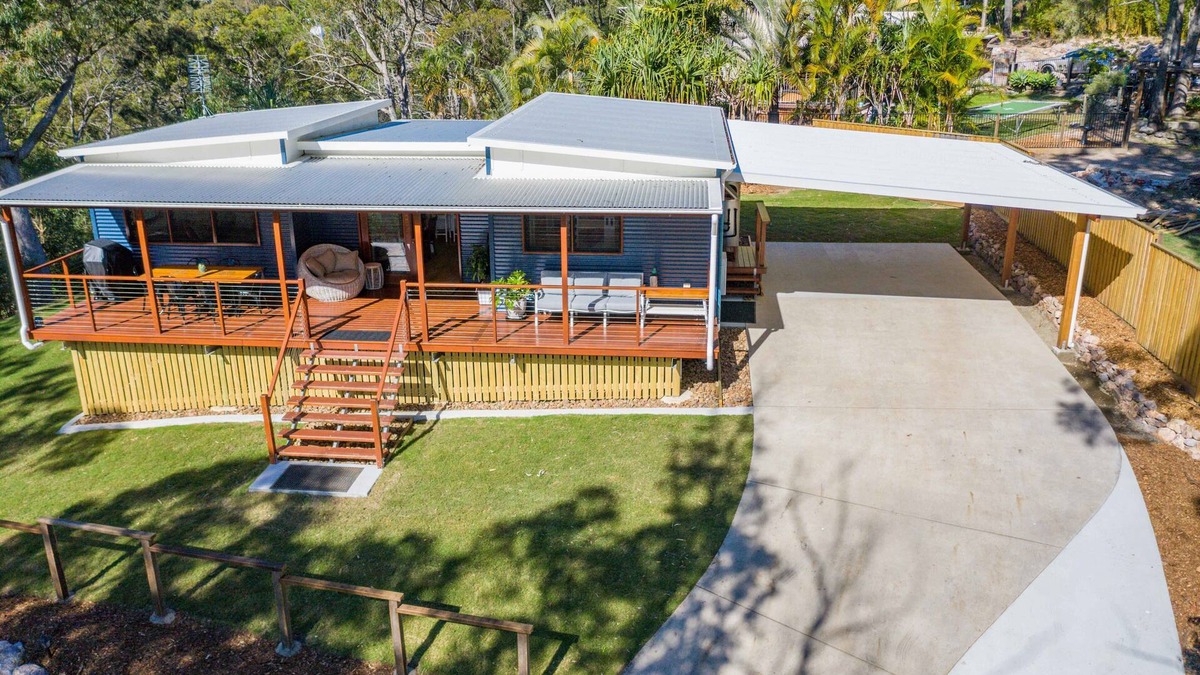 Little Mountain House | Little Mountain Retreat – Where the Bush meets the Beach
