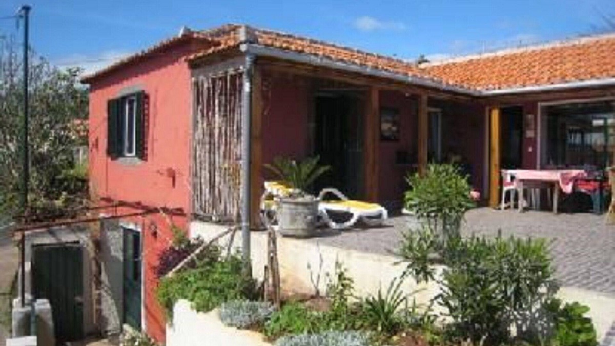 Arco da Calheta Cottage | Little Norway in Madeira.