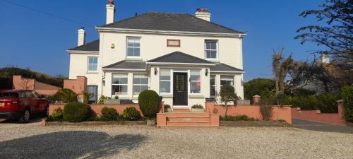 Malborough Bed & Breakfast | Little Orchard House