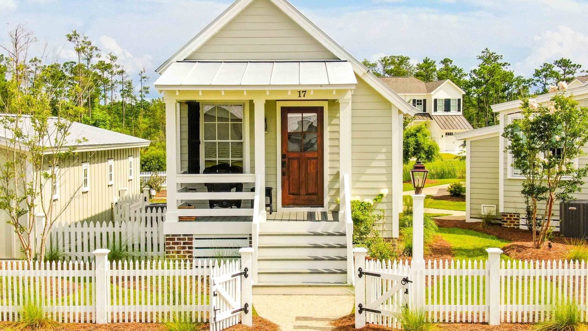 Oriental Cottage | Little Pearl - Pet Friendly Cottage in River Dunes