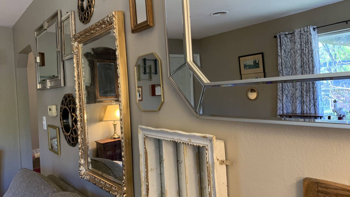 Dayton Apartment | Little Reflections, One bedroom apt