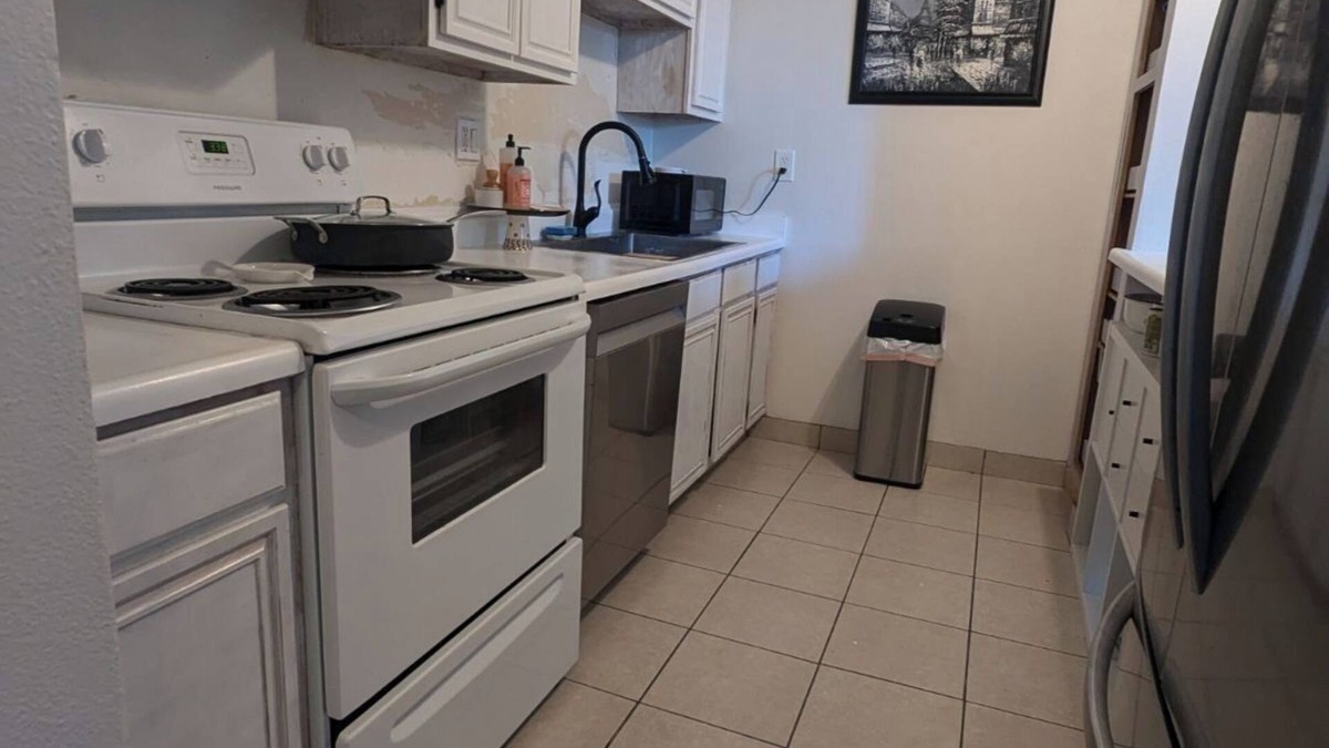 Point Loma Heights Condo | Little Slice of Heaven - Long Term Stays