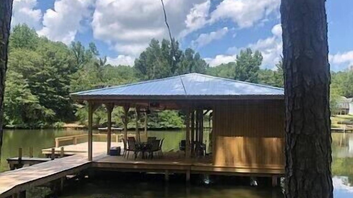 Eatonton House | Little Slice of Heaven on Lake Sinclair