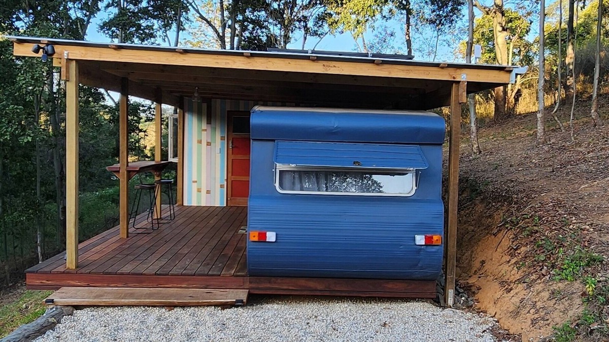 Traveston Cabin | Little Soho – A Soulful Off-Grid Caravan Retreat